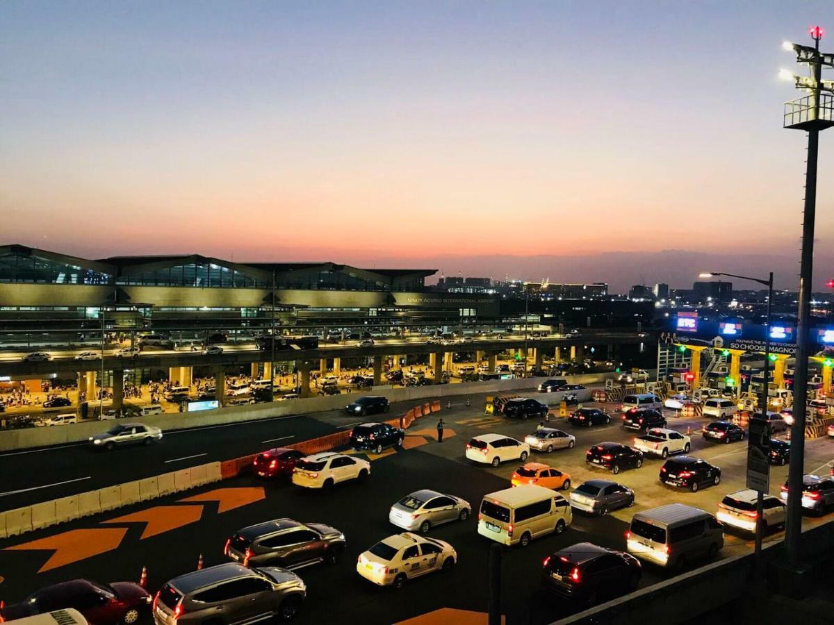 One Palm Tree Villas Across Naia-T3 Manila Zewnętrze zdjęcie