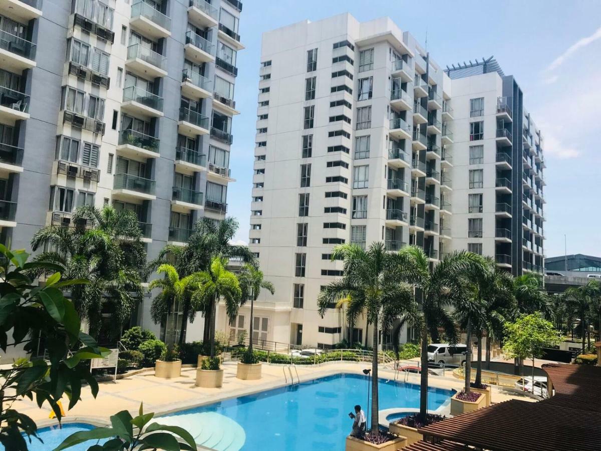 One Palm Tree Villas Across Naia-T3 Manila Zewnętrze zdjęcie