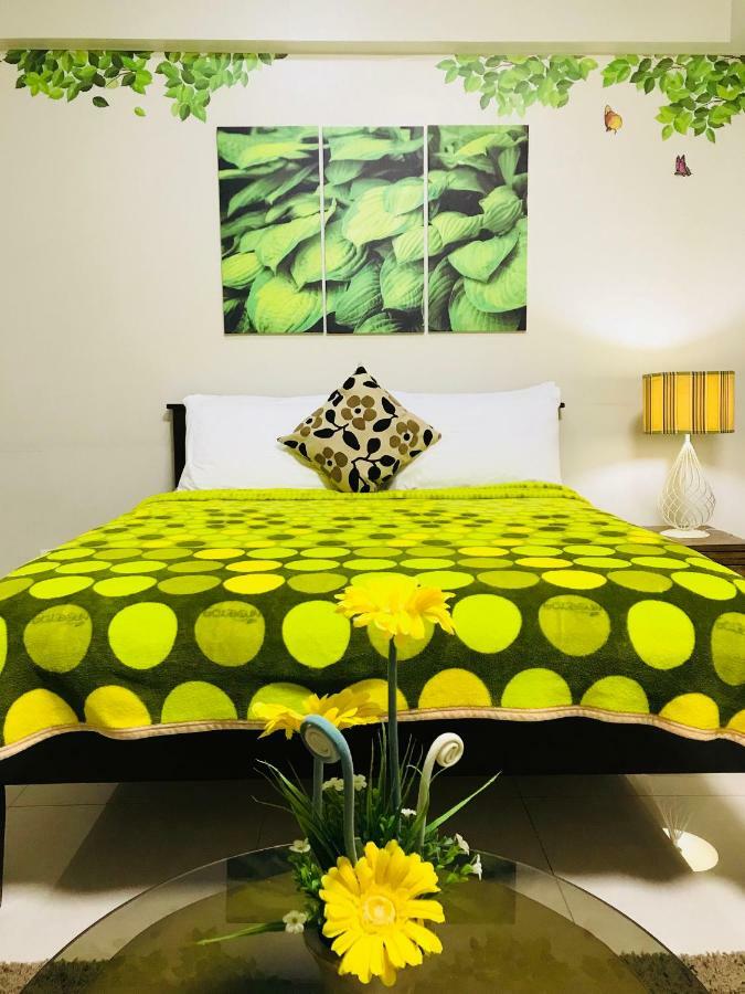 One Palm Tree Villas Across Naia-T3 Manila Zewnętrze zdjęcie