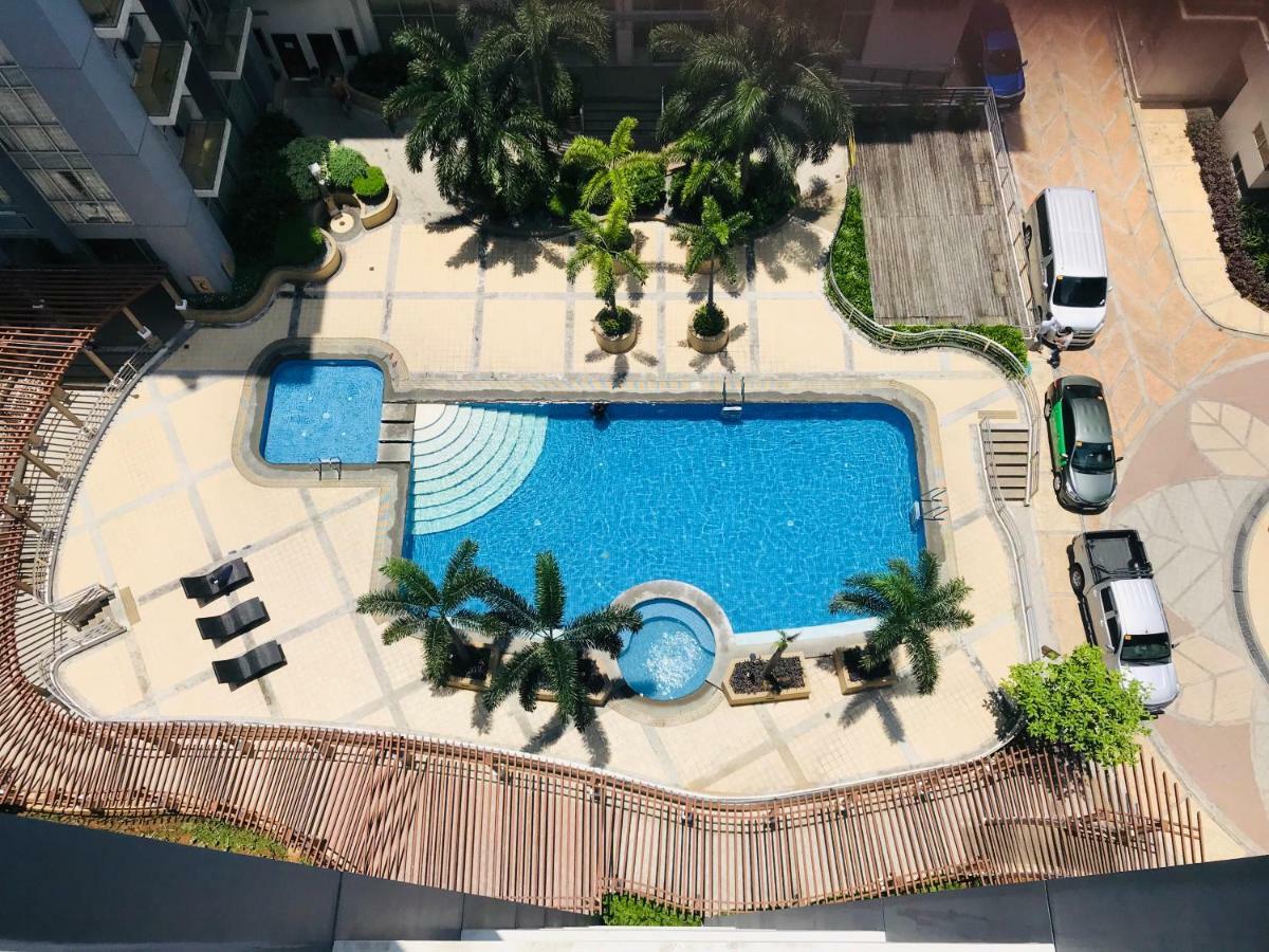 One Palm Tree Villas Across Naia-T3 Manila Zewnętrze zdjęcie